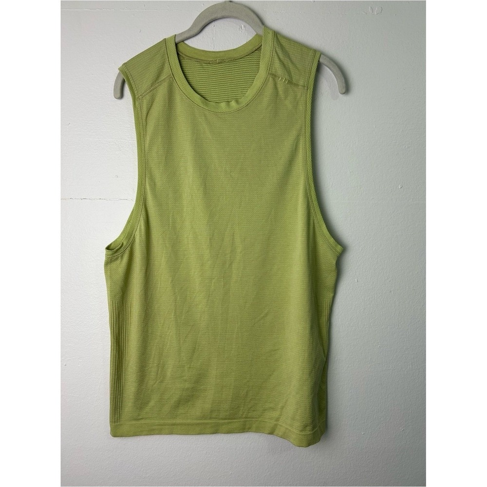 Lululemon Men's Metal Vent Tech Sleeveless Shirt Updated Fit Size S